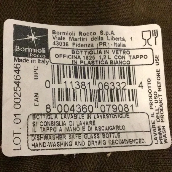 Swing-Top Italian Glass Decanter Ribbed Clear 40.5 oz Officina Bormioli Rocco - Picture 2 of 7